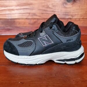 New Balance 2002R Shoes Toddler Kids 7 Black Suede Running Comfort Sneakers